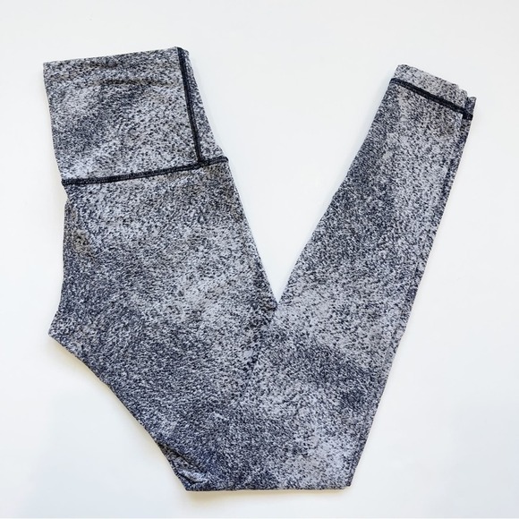 Lululemon🩶 Wunder Under High Rise TightsSpeckled Size 8 - Picture 4 of 7